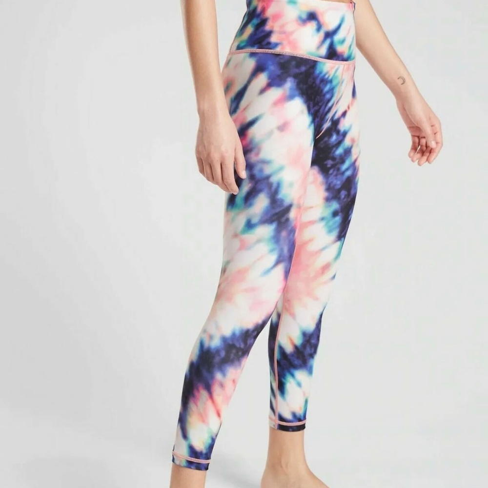 Athleta Elation 7/8 Tight Tie Dye NWOT